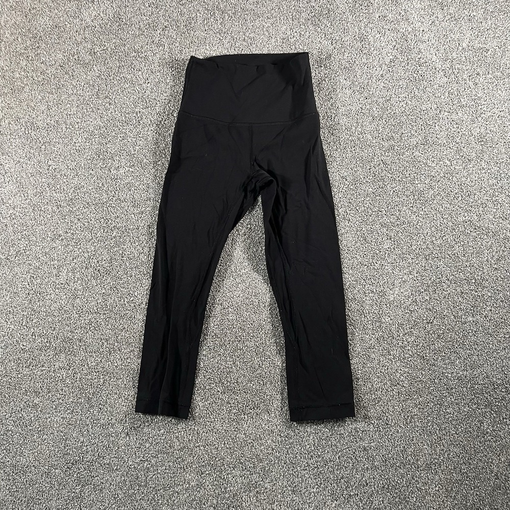 Lululemon Women’s Black High Rise Cropped Yoga Leggings Size 2 Athletic